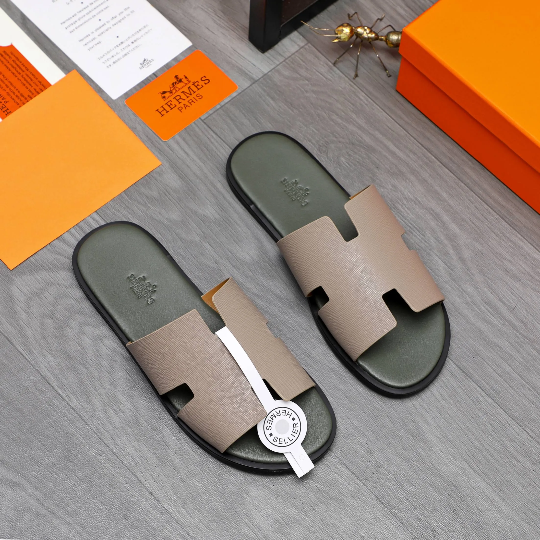 Men's shoes 💰280 Product trademark: Hermes "Hermes" slippers Regular size: 38-46 Product material: vertical grain cowhide upper, microfiber lining, original outsole